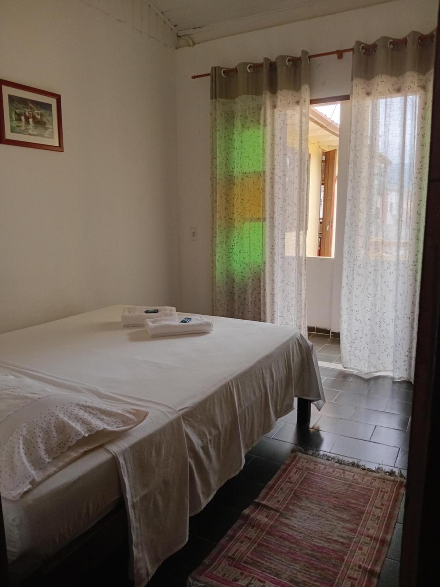 Hospedagem Dona Alaide Araquari Buitenkant foto